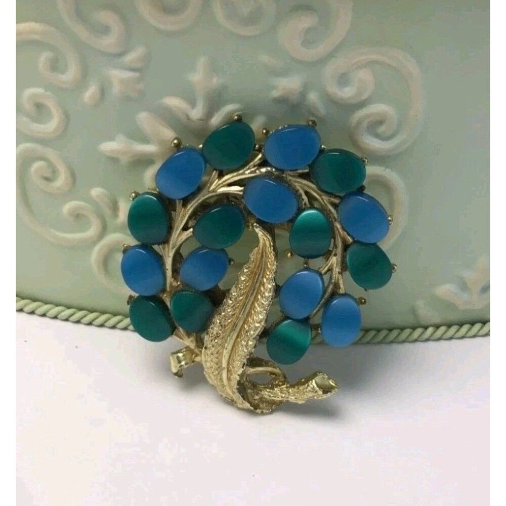 Vintage Gold Tone And Green Lucite Stone Brooch, 1960 S